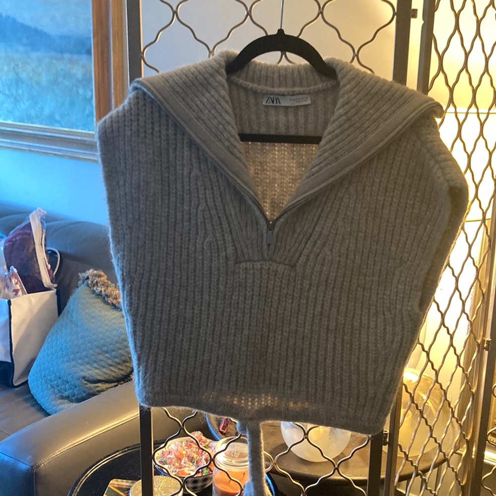 Zara sweater vest with tie bottom